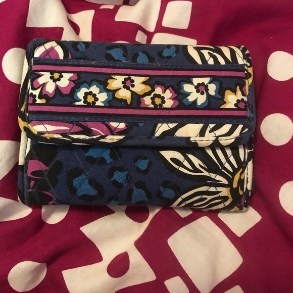 Vera Bradley Wallet - Picture 2 of 4